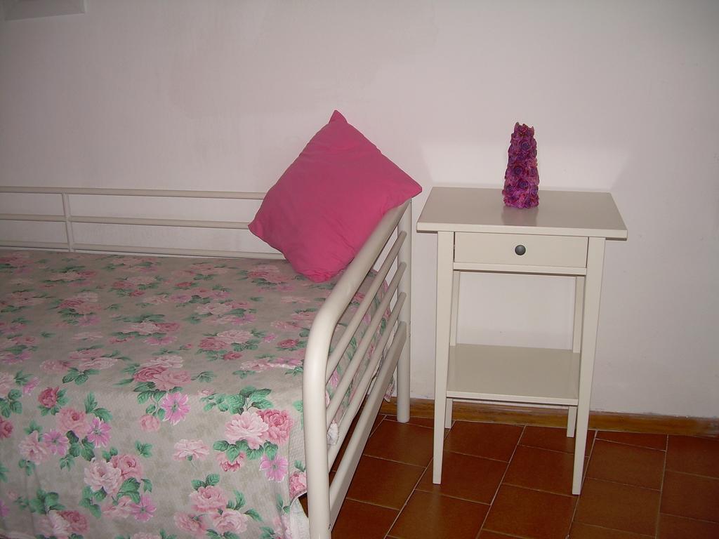 דירות ברנצונה סול גארדה Casa Mary חדר תמונה