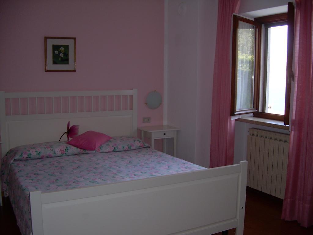 דירות ברנצונה סול גארדה Casa Mary מראה חיצוני תמונה