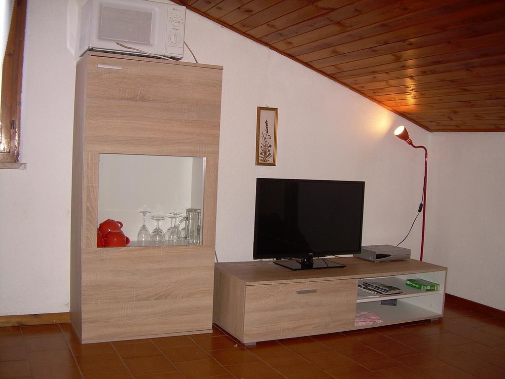 דירות ברנצונה סול גארדה Casa Mary חדר תמונה