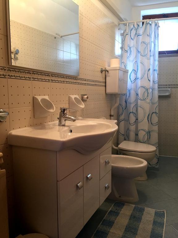 דירות ברנצונה סול גארדה Casa Mary מראה חיצוני תמונה
